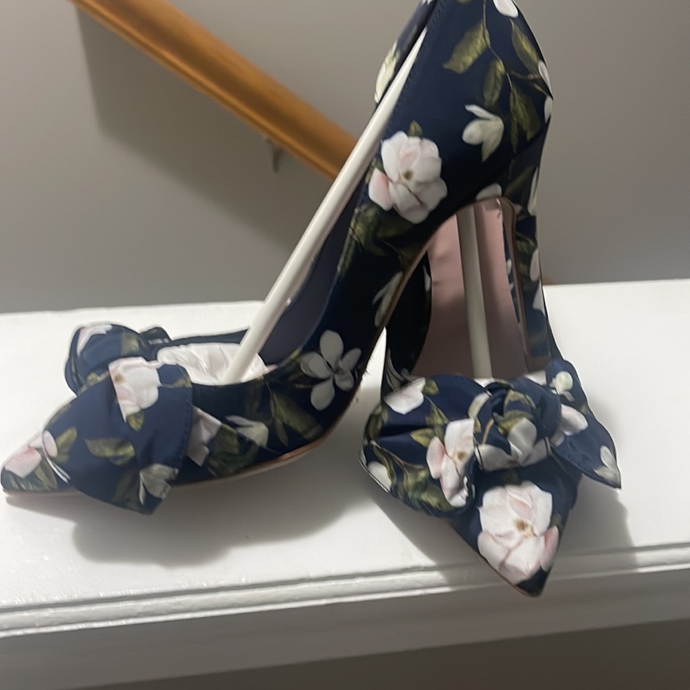 Ted Baker 37 1/2 size Spain
